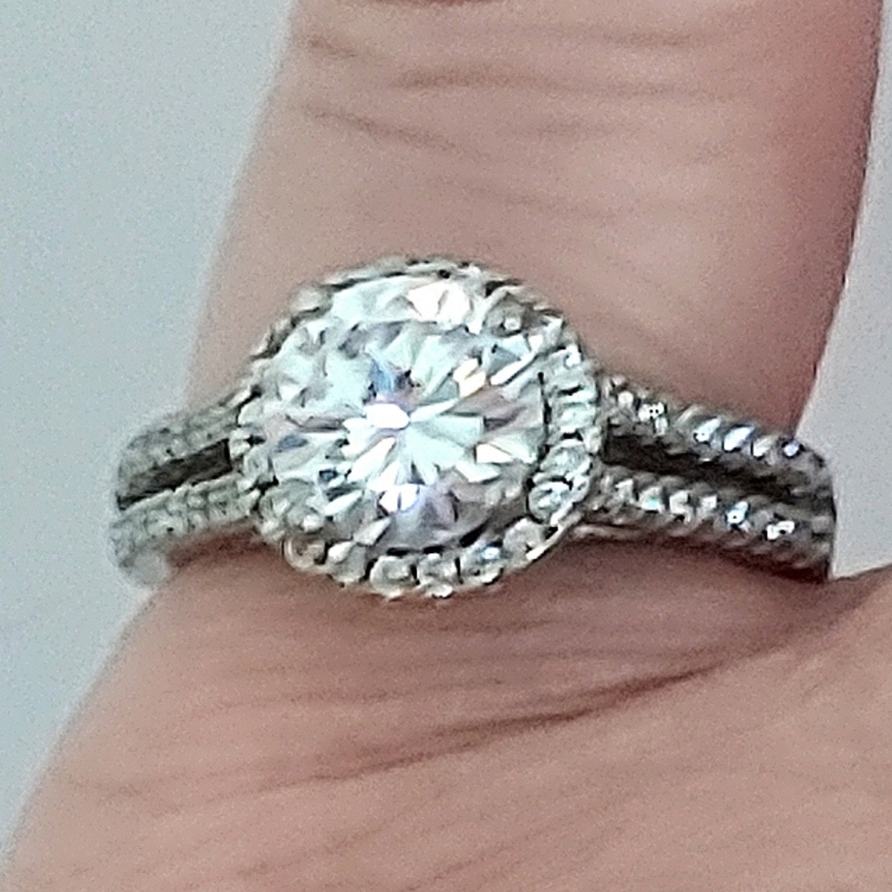 NWOT 2 CTTW. Ring - Picture 4 of 10